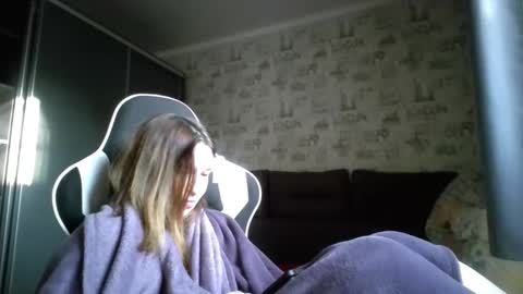 Snapshot of liliawoolf chatting on November 2025 06:03:02 AM liliawoolf online show from November 2025 06:03:02 AM