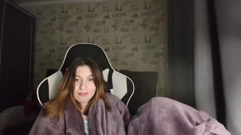 Snapshot of liliawoolf chatting on November 2025 07:30:01 PM liliawoolf online show from November 2025 07:30:01 PM