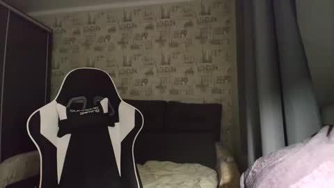 Snapshot of liliawoolf chatting on December 2025 07:20:02 PM liliawoolf online show from December 2025 07:20:02 PM