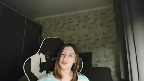 liliawoolf online show from January 2026 06:35:01 PM