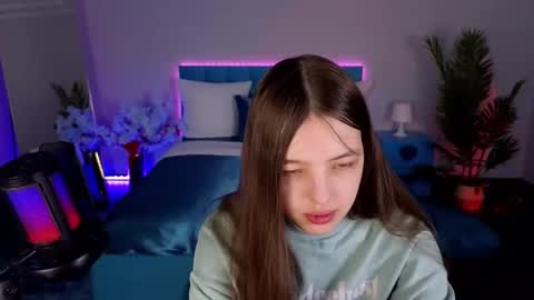 Lili Bakery online show from February 2026 03:22:02 AM