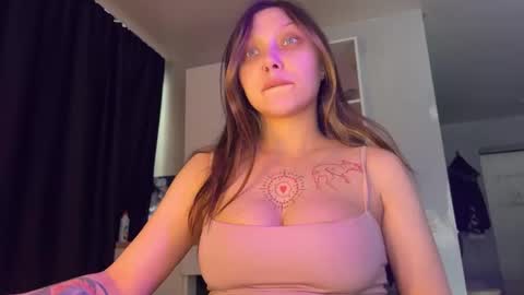 Sonechka online show from February 2026 11:41:01 AM