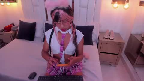 Lilieth  online show from August 2026 08:00:01 PM