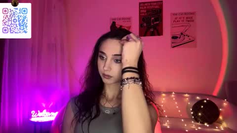 Lina online show from March 2026 10:26:02 PM