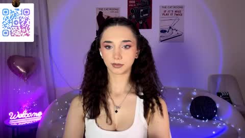 Snapshot of lilihalvorsen chatting on June 2026 10:32:01 PM Lina online show from June 2026 10:32:01 PM