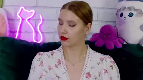 Snapshot of lililinn chatting on March 2025 02:23:02 PM LiliLinn online show from March 2025 02:23:02 PM