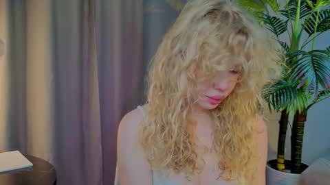 lililok101 online show from November 2025 03:07:01 AM