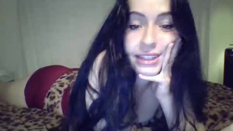 Snapshot of lililuvsy0u chatting on May 2026 03:47:01 AM lililuvsy0u online show from May 2026 03:47:01 AM