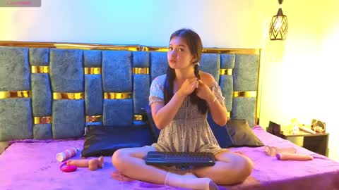 lilimini online show from January 2025 07:13:02 PM