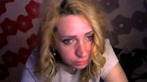 Snapshot of lilinsky_madmax chatting on June 2026 10:14:01 PM Lilinsky MadMax online show from June 2026 10:14:01 PM