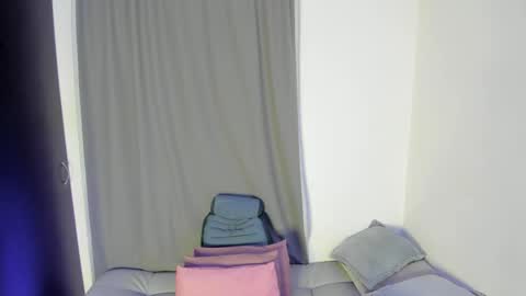 lilirouse online show from September 2025 09:01:01 AM