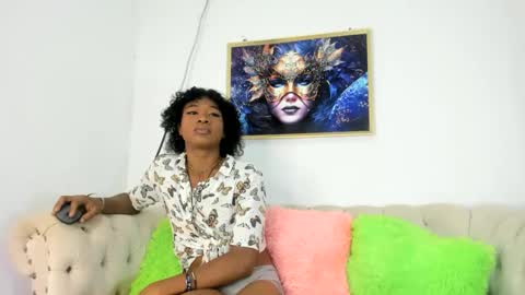 Snapshot of lilit2005_ chatting on February 2025 06:37:02 PM lilit2005_ online show from February 2025 06:37:02 PM