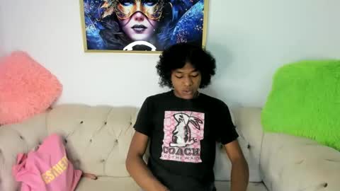 Snapshot of lilit2005_ chatting on February 2025 02:48:02 PM lilit2005_ online show from February 2025 02:48:02 PM