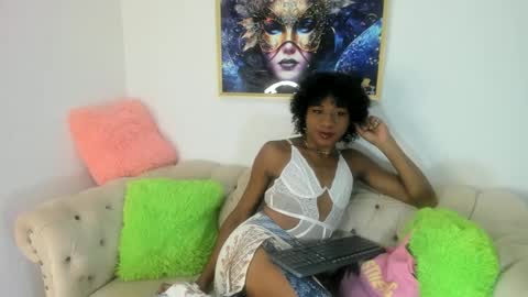 Snapshot of lilit2005_ chatting on February 2025 03:59:02 PM lilit2005_ online show from February 2025 03:59:02 PM