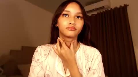 Chloe online show from September 2025 02:57:02 AM