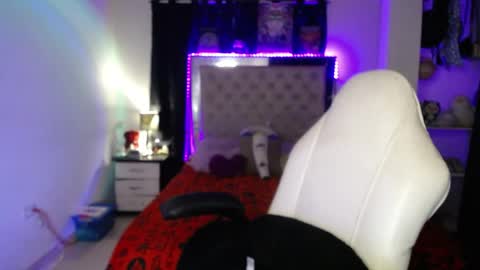 Snapshot of lilith__murphy chatting on April 2026 10:54:02 PM Lilith online show from April 2026 10:54:02 PM