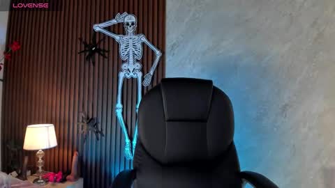 Lilith Rosse online show from October 2025 12:39:02 PM