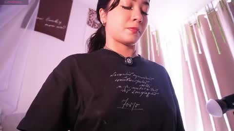 Lilith Rosse online show from July 2026 06:33:01 PM