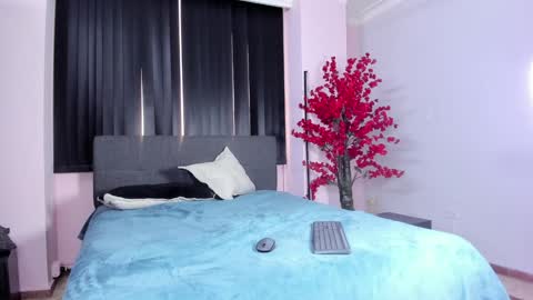 Lili  Marcus online show from January 2025 10:23:01 PM