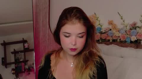 Lilith Bonheur online show from March 2026 11:38:01 PM