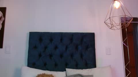 Lilith Nocturne online show from November 2025 06:39:01 PM