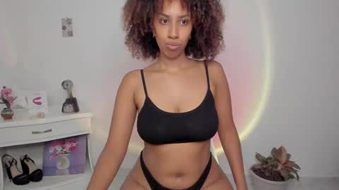 Alejandra  online show from February 2025 07:20:01 AM