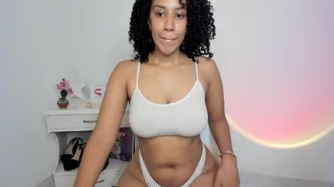 Alejandra  online show from May 2026 05:45:02 AM