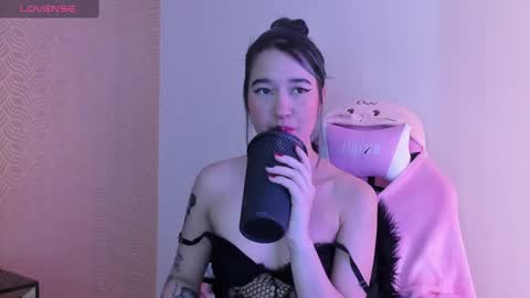 Lilith online show from February 2025 02:17:02 AM