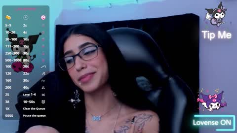 Snapshot of lilithcollins chatting on October 2025 04:18:01 PM LILIKTH   online show from October 2025 04:18:01 PM