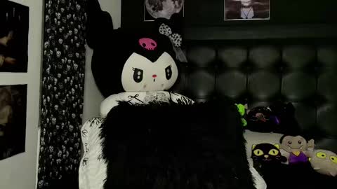   online show from February 2025 01:11:02 AM