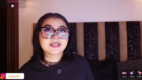 Snapshot of lilithnyx_x chatting on May 2026 03:06:01 PM lilithnyx_x online show from May 2026 03:06:01 PM