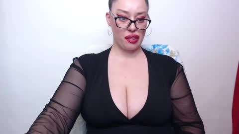 Snapshot of lilithserendipity chatting on January 2025 05:02:02 AM LILITHSERENDIPITY online show from January 2025 05:02:02 AM