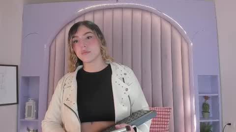 Lilith  online show from December 2025 11:37:02 AM