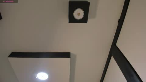 Lilith online show from February 2025 08:10:01 AM