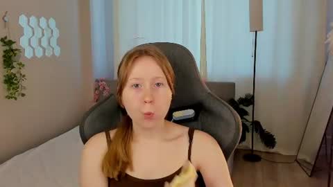  Lili Tiny  GMT2 3-10AM  MonTueWedThuSat online show from August 2026 03:27:02 AM