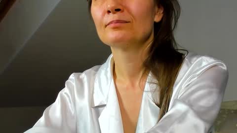 Snapshot of lillian_white1 chatting on February 2025 01:30:02 PM lillian_white1 online show from February 2025 01:30:02 PM