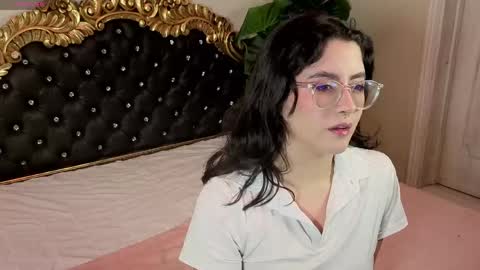 Snapshot of lillianderson chatting on April 2026 11:46:02 AM lillianderson - Next stream start at 0700hs GTM-3 online show from April 2026 11:46:02 AM