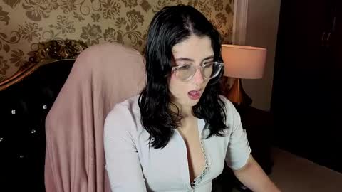 Snapshot of lillianderson chatting on April 2026 11:46:02 AM lillianderson - Next stream start at 0700hs GTM-3 online show from April 2026 11:46:02 AM