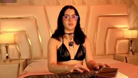 Snapshot of lillianderson chatting on June 2026 11:56:02 AM lillianderson - Next stream start at 0700hs GTM-3 online show from June 2026 11:56:02 AM