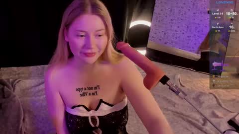 lillie_berry online show from December 2025 04:32:01 AM