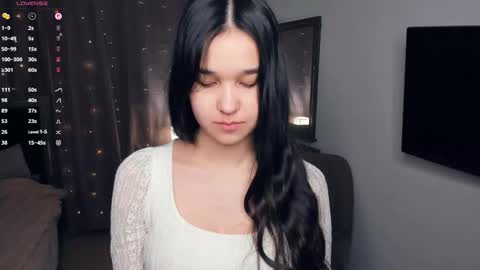 Celina Lillie online show from January 2026 07:34:01 AM