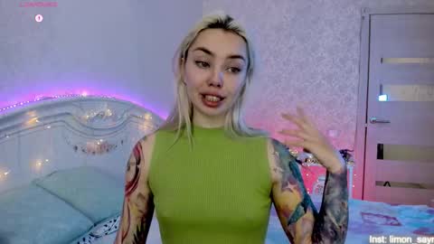 LilliMoore online show from December 2025 12:49:02 AM