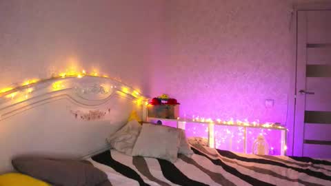 LilliMoore online show from February 2026 11:09:02 PM