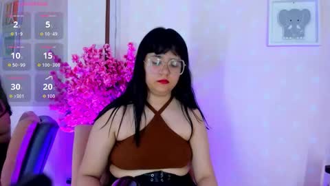 lillit_darkheart_ online show from September 2025 06:30:02 PM