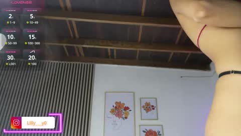 Sofia online show from November 2025 12:36:02 PM