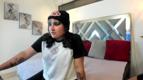 Snapshot of lilly_foxxy chatting on August 2026 11:12:01 AM online show from August 2026 11:12:01 AM
