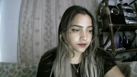 Snapshot of lilly_ocean22 chatting on April 2026 05:33:01 AM Sey - Lilly online show from April 2026 05:33:01 AM