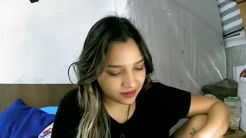 Snapshot of lilly_ocean22 chatting on July 2026 09:14:02 PM Sey - Lilly online show from July 2026 09:14:02 PM