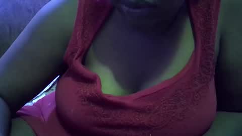 lillybae1811 online show from May 2026 10:52:02 PM