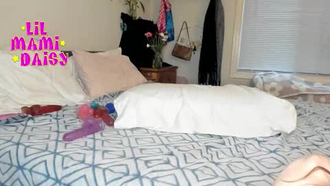 Snapshot of lilmamidaisy chatting on February 2026 01:10:02 AM Daisy Bby online show from February 2026 01:10:02 AM